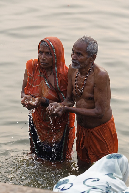 Varasani-Promenade sur le Gange-082